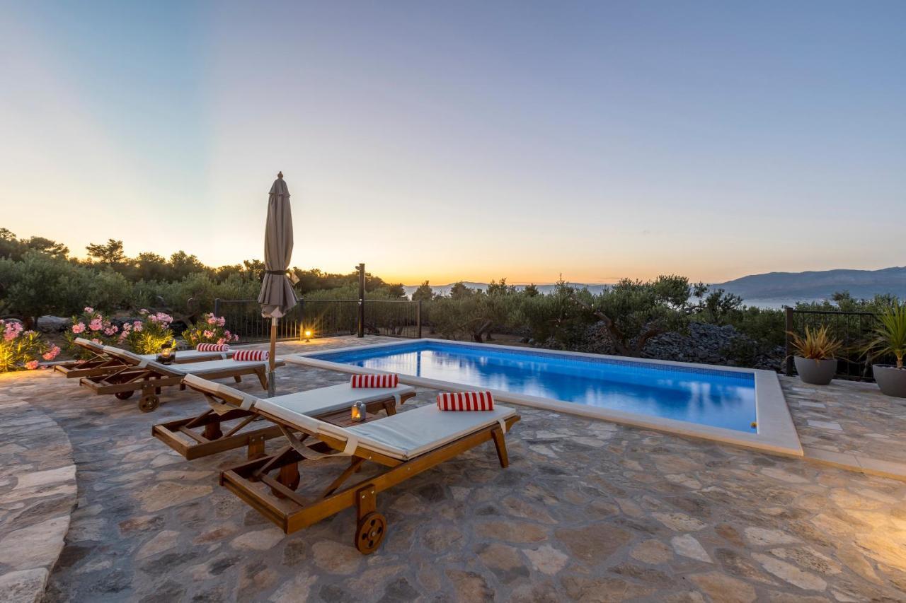 Island Getaway - Heritage House Mirce Εξωτερικό φωτογραφία