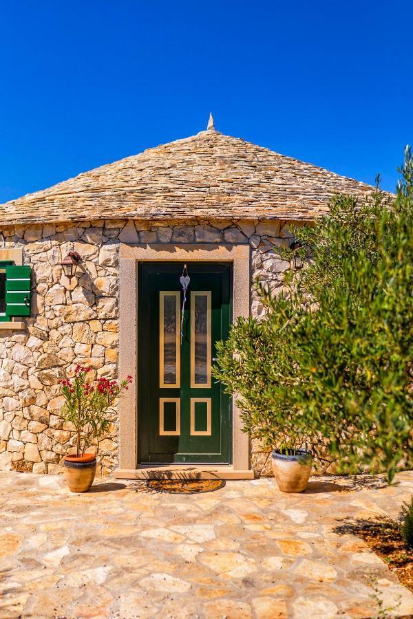 Island Getaway - Heritage House Mirce Εξωτερικό φωτογραφία