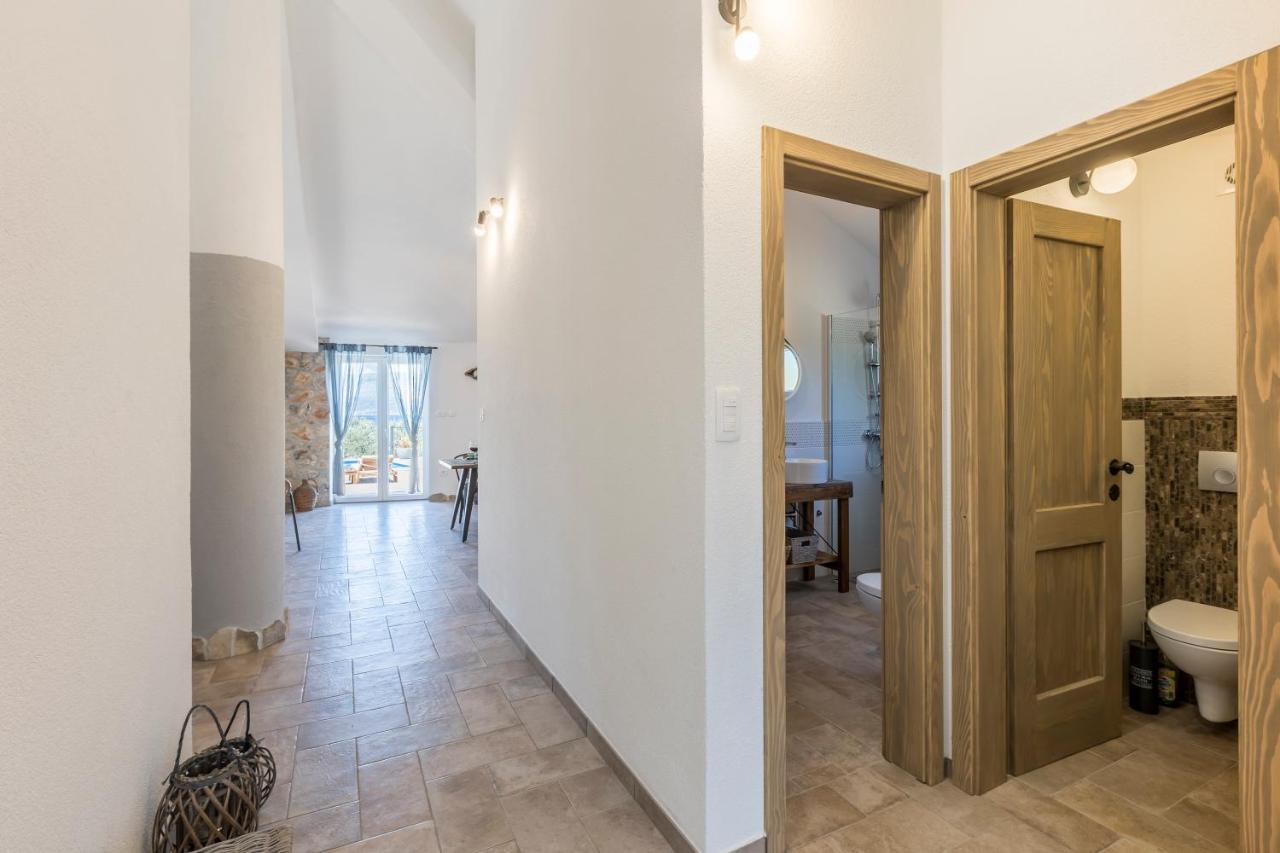 Island Getaway - Heritage House Mirce Εξωτερικό φωτογραφία
