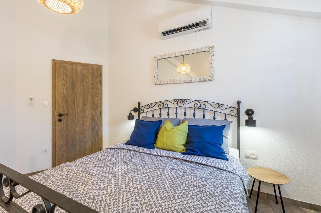 Island Getaway - Heritage House Mirce Εξωτερικό φωτογραφία