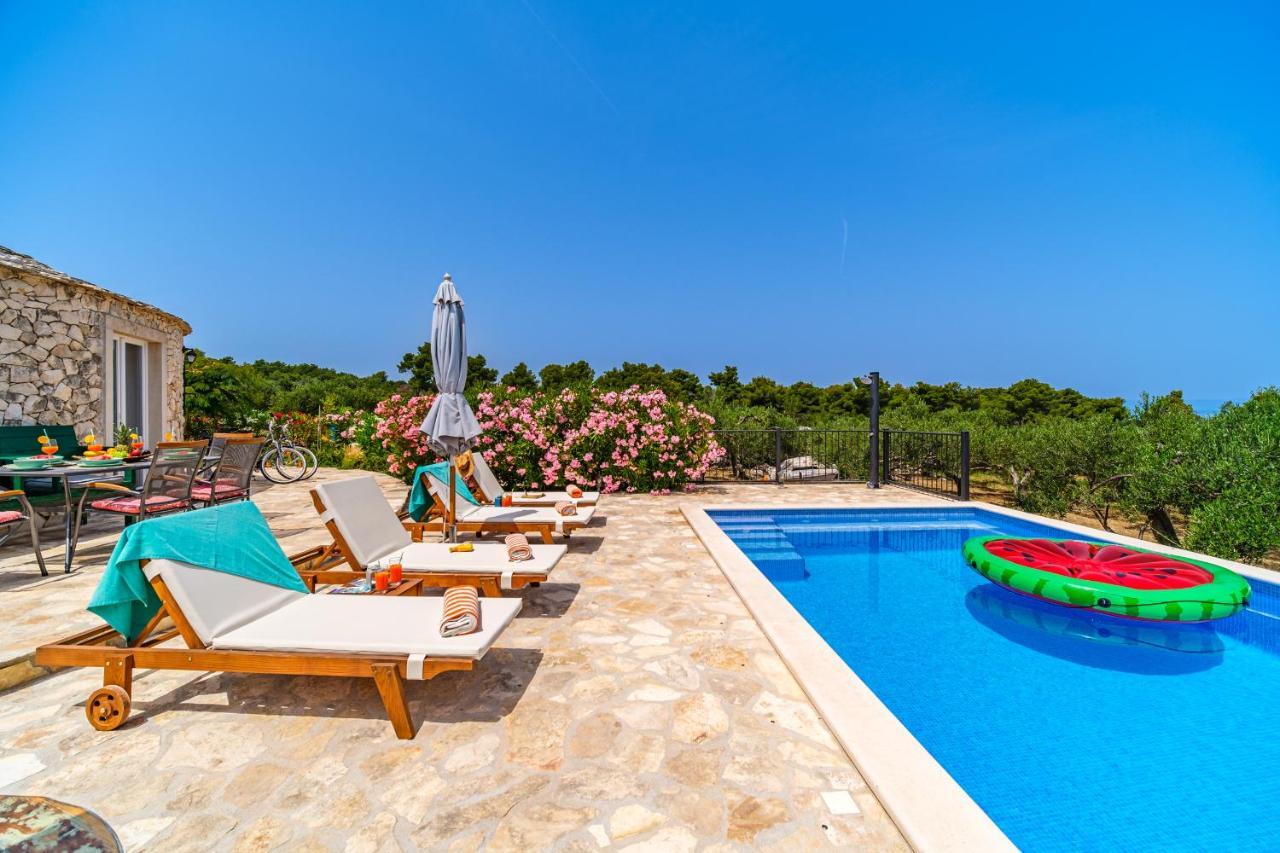 Island Getaway - Heritage House Mirce Εξωτερικό φωτογραφία