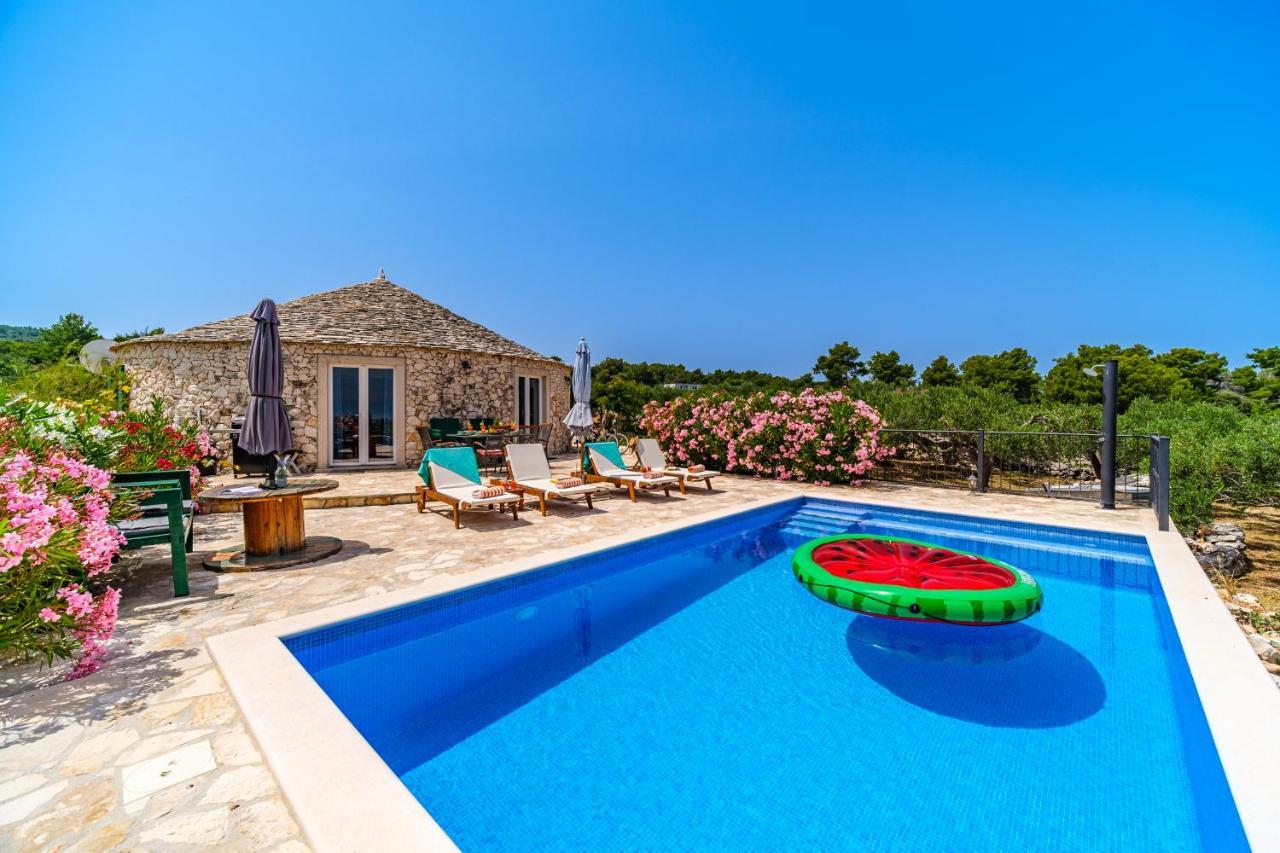 Island Getaway - Heritage House Mirce Εξωτερικό φωτογραφία