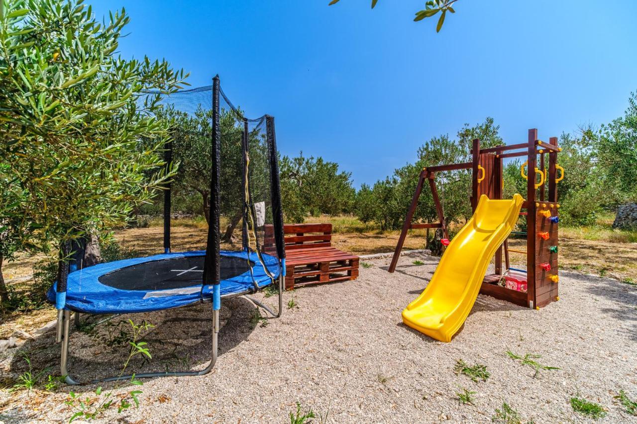 Island Getaway - Heritage House Mirce Εξωτερικό φωτογραφία