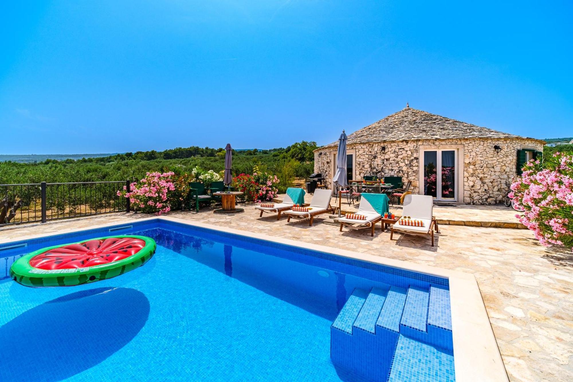 Island Getaway - Heritage House Mirce Εξωτερικό φωτογραφία
