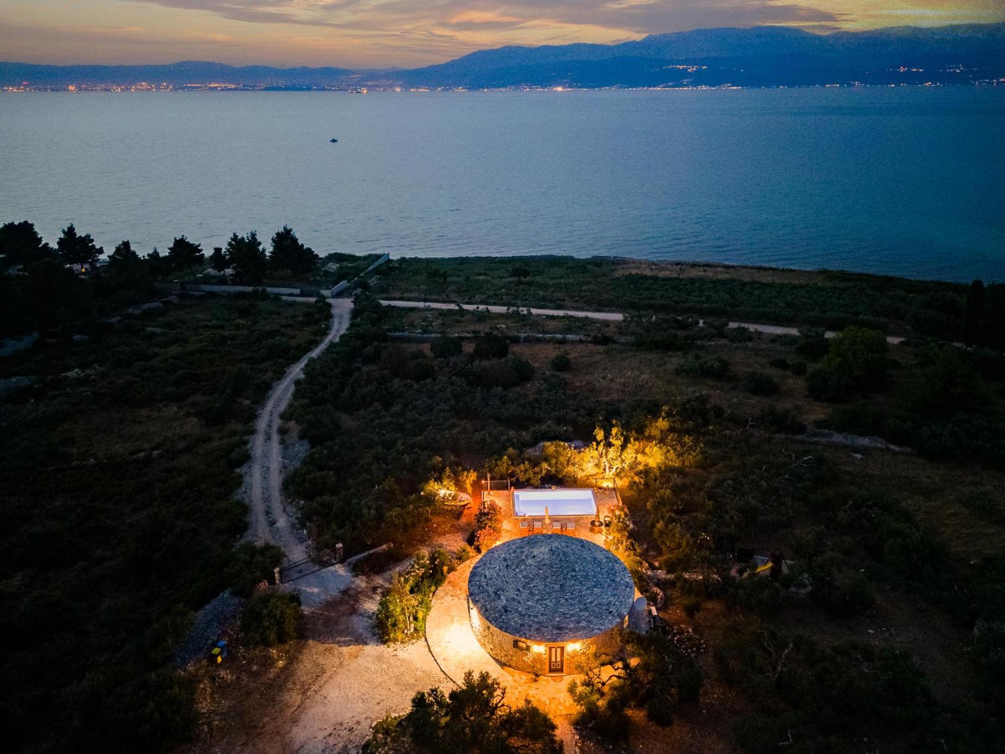 Island Getaway - Heritage House Mirce Εξωτερικό φωτογραφία