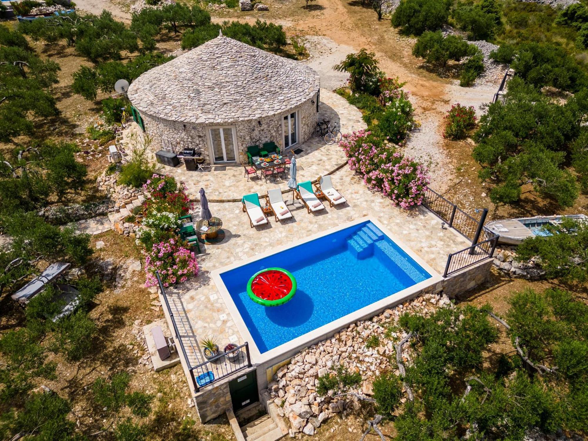 Island Getaway - Heritage House Mirce Εξωτερικό φωτογραφία